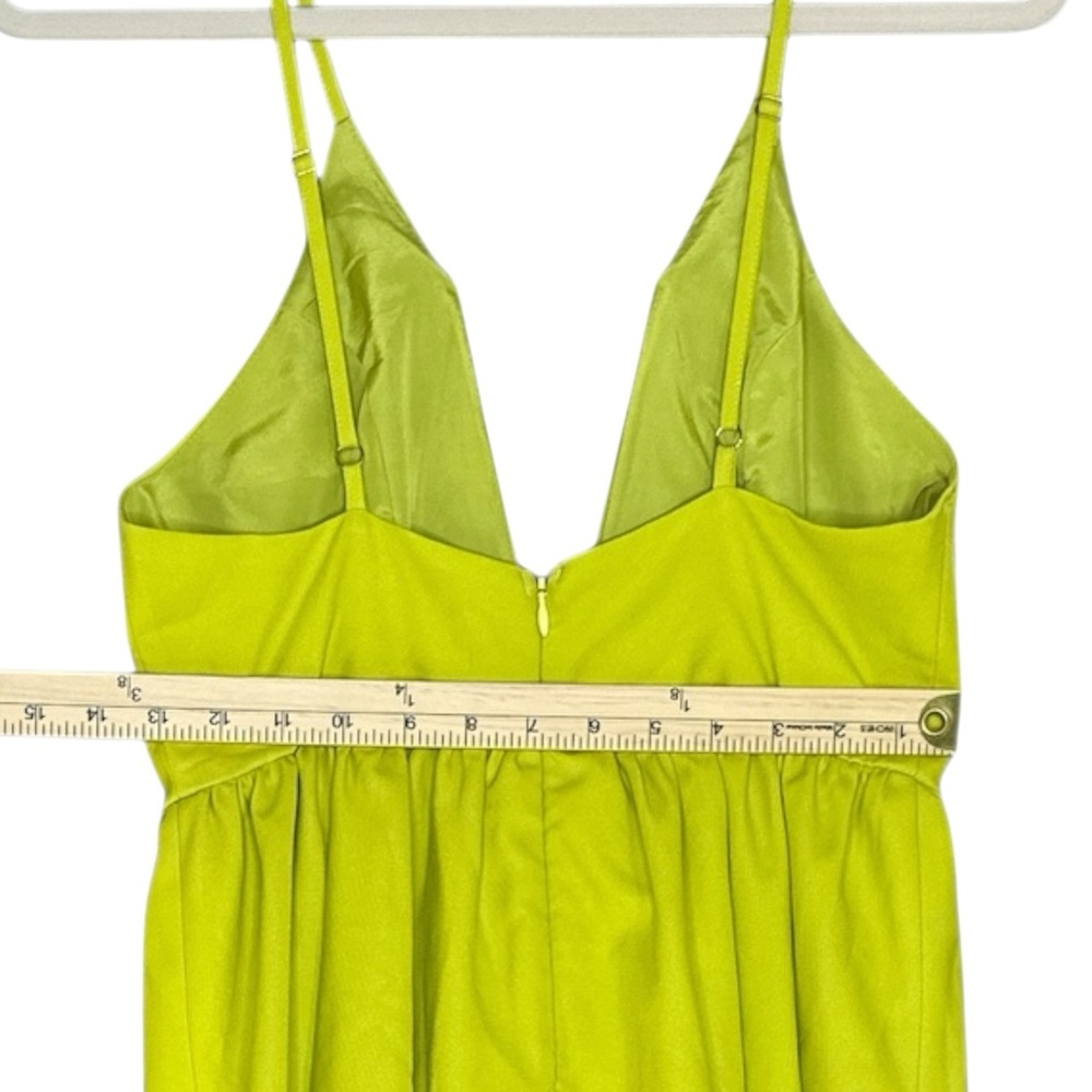 MISS AVENUE Lime Green Skort Romper Deep Plunge Neck Line Statement Piece Size M - Picture 4 of 7